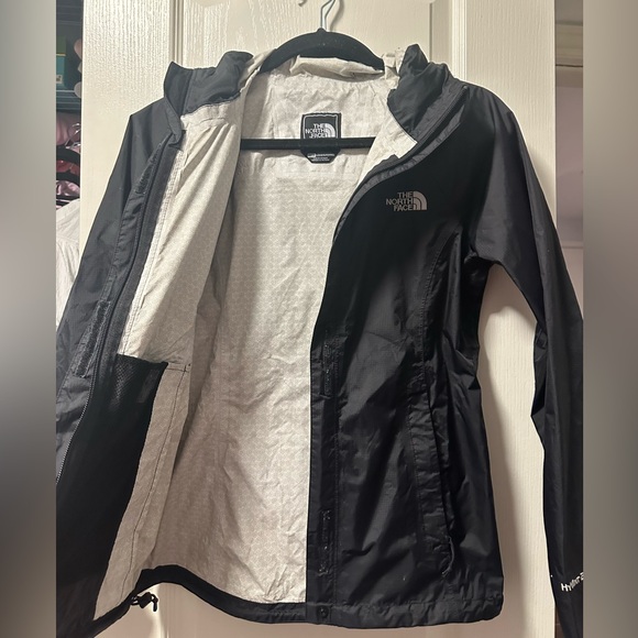 euc the north face rain jacket shelll hyvent 2.5L XS - Picture 2 of 2